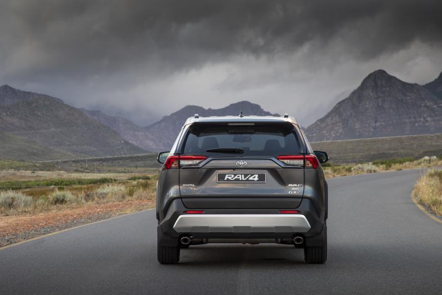  Toyota RAV4 GX-R AWD 2019 года  (ZA) (фото 16 из 22)